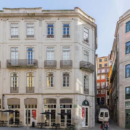 Elegant 2Br Duplex In City Center By Lovelystay Porto Bagian luar foto